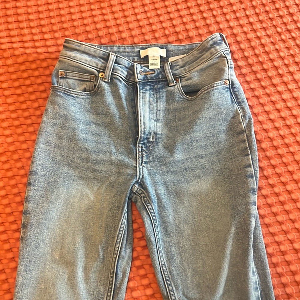 H&M jeans size 4